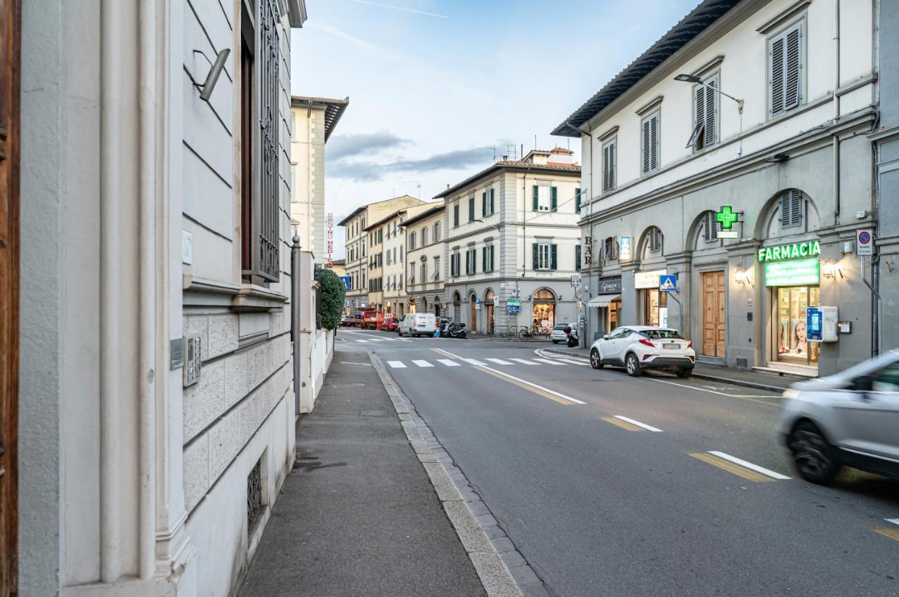 Arno River Quiet Apartment ฟลอเรนซ์ ภายนอก รูปภาพ